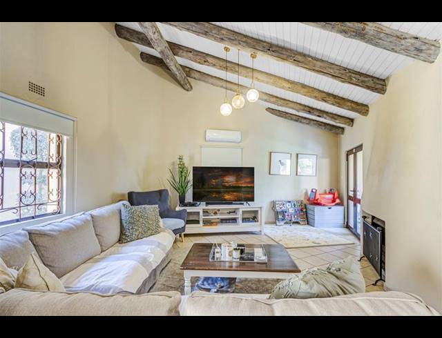 3 BEDROOM HOUSE FOR SALE IN SANDOWN